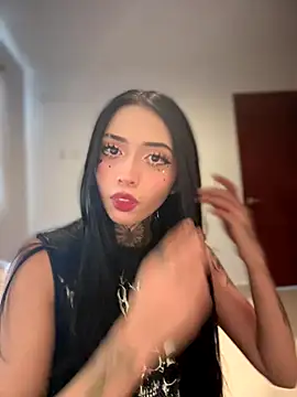 Snapshot of ANDREA_FERRY chatting on 2, 10, 2025 ANDREA FERRY online show from 2, 10, 2025
