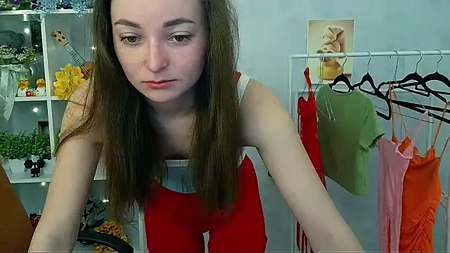  Barbie Kiss  online show from 25, 3, 2026