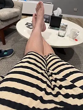 heena13 online show from 13, 4, 2026