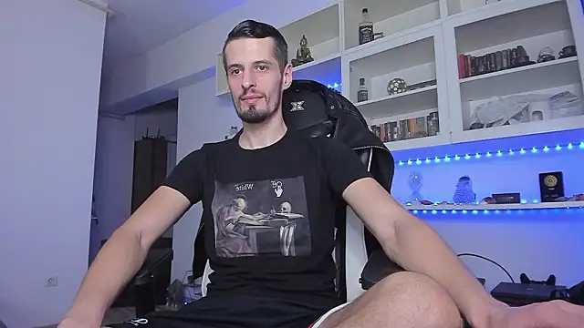 Snapshot of ToddClaytonn chatting on 6, 12, 2024 ToddClaytonn online show from 6, 12, 2024