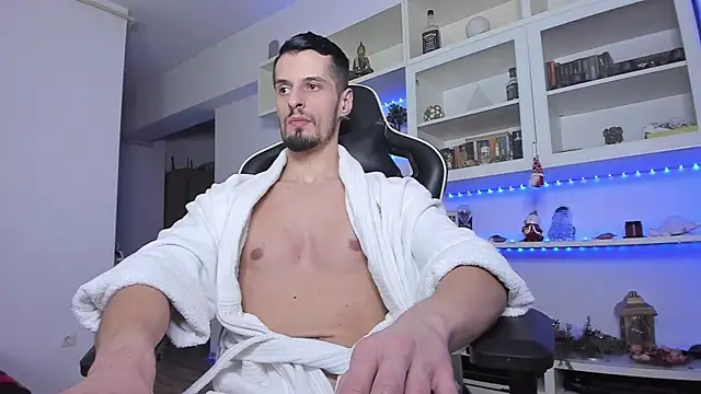 Snapshot of ToddClaytonn chatting on 6, 1, 2025 ToddClaytonn online show from 6, 1, 2025