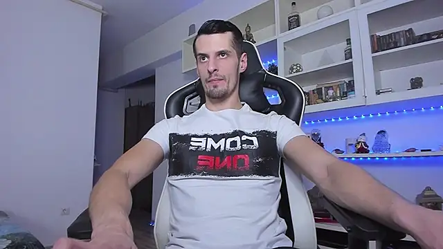 Snapshot of ToddClaytonn chatting on 12, 1, 2025 ToddClaytonn online show from 12, 1, 2025