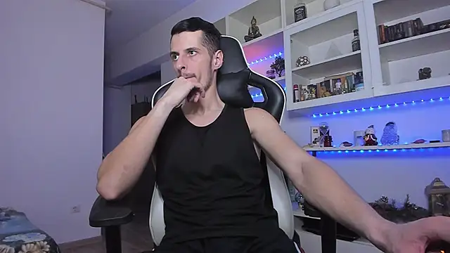 Snapshot of ToddClaytonn chatting on 13, 1, 2025 ToddClaytonn online show from 13, 1, 2025