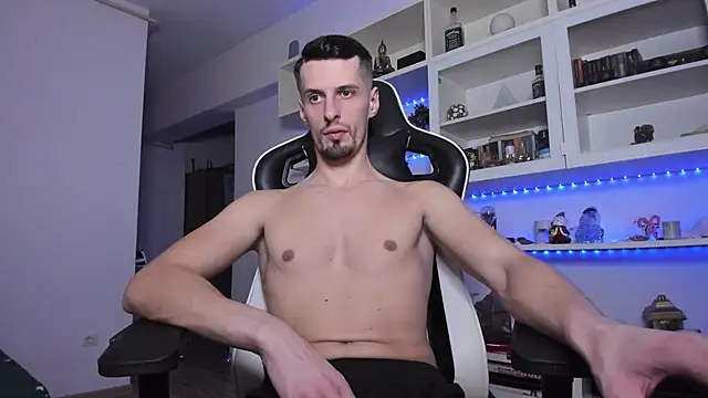 Snapshot of ToddClaytonn chatting on 2, 2, 2025 ToddClaytonn online show from 2, 2, 2025