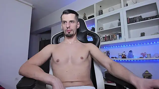 Snapshot of ToddClaytonn chatting on 7, 2, 2025 ToddClaytonn online show from 7, 2, 2025