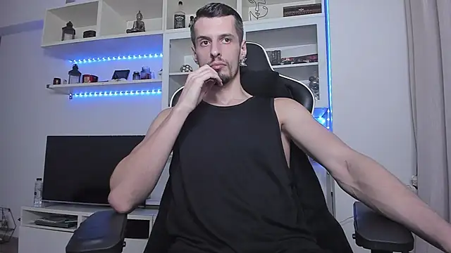 Snapshot of ToddClaytonn chatting on 10, 10, 2025 ToddClaytonn online show from 10, 10, 2025