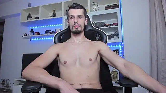 Snapshot of ToddClaytonn chatting on 23, 10, 2025 ToddClaytonn online show from 23, 10, 2025