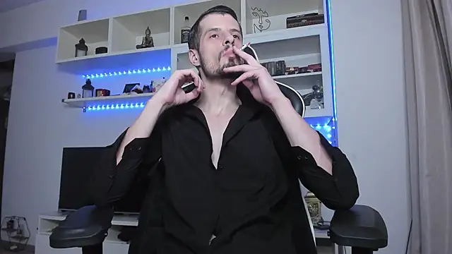 Snapshot of ToddClaytonn chatting on 24, 10, 2025 ToddClaytonn online show from 24, 10, 2025