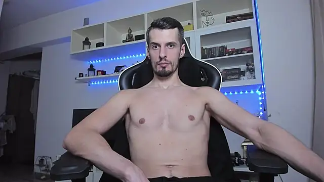 Snapshot of ToddClaytonn chatting on 20, 11, 2025 ToddClaytonn online show from 20, 11, 2025