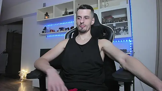 Snapshot of ToddClaytonn chatting on 4, 12, 2025 ToddClaytonn online show from 4, 12, 2025