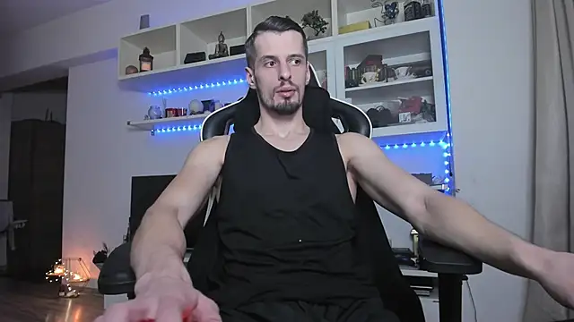 Snapshot of ToddClaytonn chatting on 15, 12, 2025 ToddClaytonn online show from 15, 12, 2025