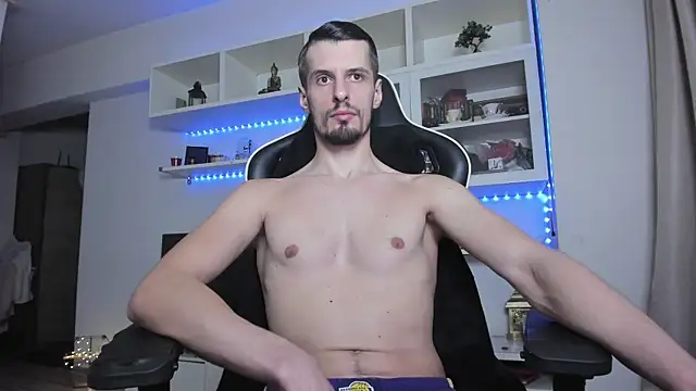 Snapshot of ToddClaytonn chatting on 18, 12, 2025 ToddClaytonn online show from 18, 12, 2025