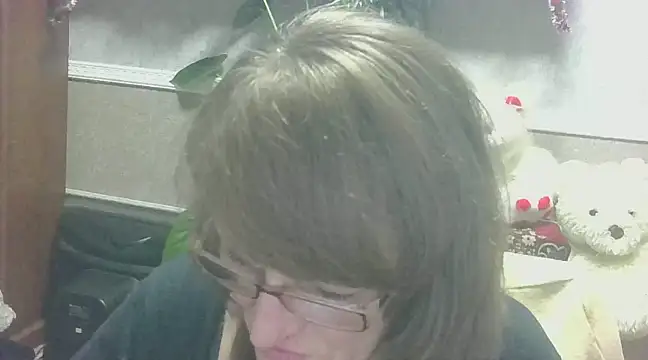 Manulyonok51 online show from 4, 1, 2025