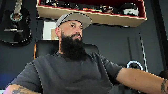 axxelrich  online show from 4, 2, 2025