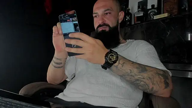 axxelrich  online show from 3, 10, 2025