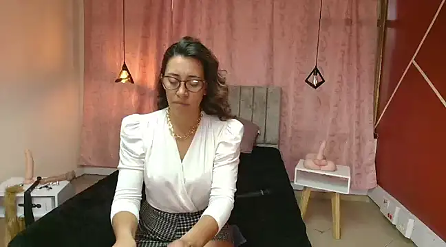 VioletaScott  online show from 14, 2, 2025