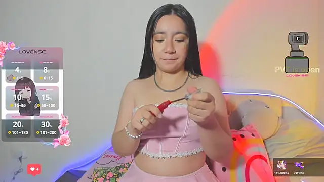 Snapshot of litle_mily_ chatting on 6, 11, 2025 litle mily online show from 6, 11, 2025