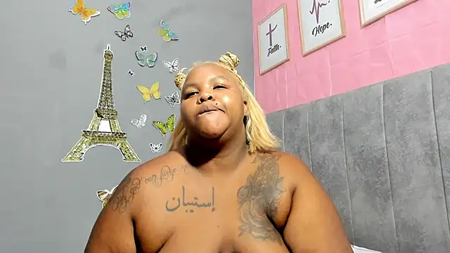 Snapshot of briyinabloom_ chatting on 4, 2, 2025 briyinabloom online show from 4, 2, 2025