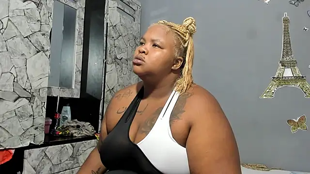 Snapshot of briyinabloom_ chatting on 7, 2, 2025 briyinabloom online show from 7, 2, 2025