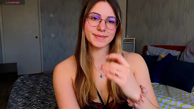 Snapshot of sophia_euphoriaa chatting on 27, 4, 2026 sophia euphoriaa online show from 27, 4, 2026