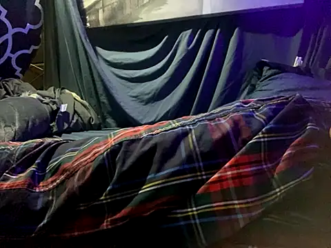 Snapshot of BigMac1596 chatting on 9, 9, 2025 BigMac1596 online show from 9, 9, 2025