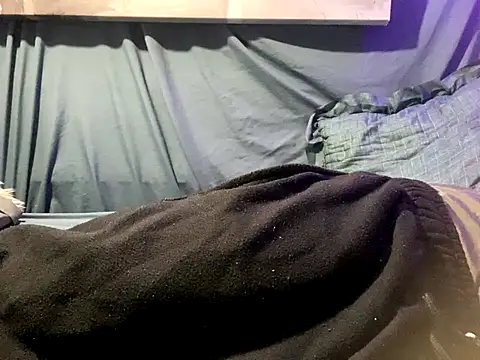 Snapshot of BigMac1596 chatting on 20, 9, 2025 BigMac1596 online show from 20, 9, 2025