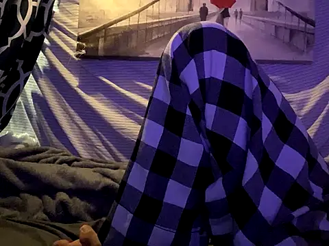 Snapshot of BigMac1596 chatting on 28, 9, 2025 BigMac1596 online show from 28, 9, 2025