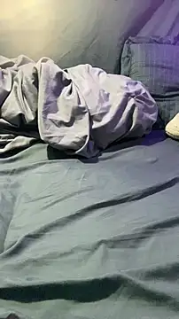 Snapshot of BigMac1596 chatting on 1, 11, 2025 BigMac1596 online show from 1, 11, 2025