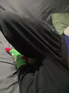 Snapshot of BigMac1596 chatting on 17, 12, 2025 BigMac1596 online show from 17, 12, 2025