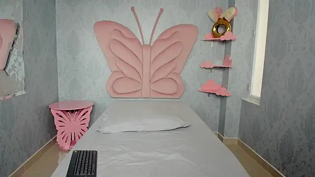 MaddyCute4u online show from 19, 2, 2025