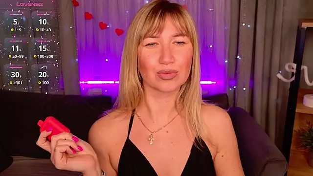 Snapshot of MilaBott chatting on 17, 2, 2025 MilaBott online show from 17, 2, 2025