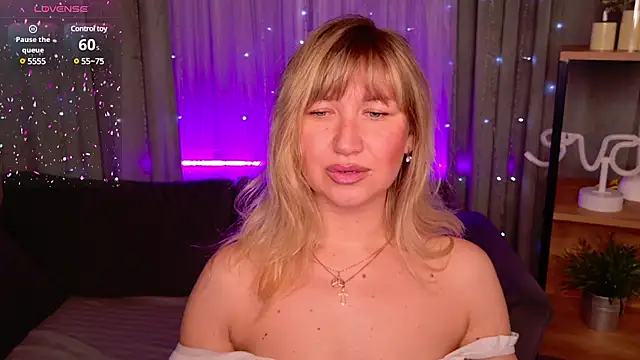 Snapshot of MilaBott chatting on 23, 2, 2025 MilaBott online show from 23, 2, 2025