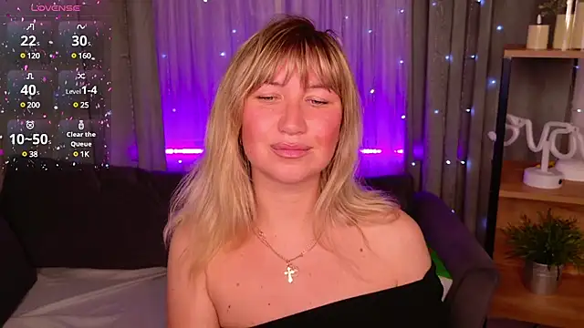 Snapshot of MilaBott chatting on 24, 2, 2025 MilaBott online show from 24, 2, 2025