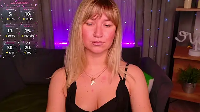 Snapshot of MilaBott chatting on 7, 3, 2025 MilaBott online show from 7, 3, 2025