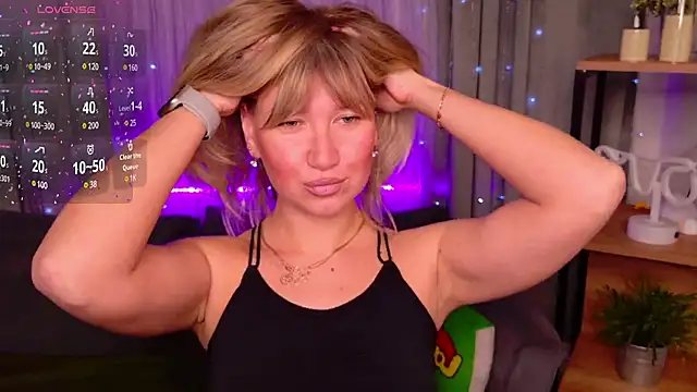 Snapshot of MilaBott chatting on 14, 3, 2025 MilaBott online show from 14, 3, 2025