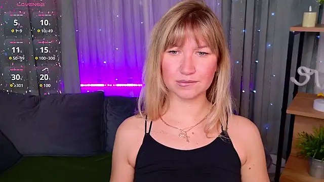 Snapshot of MilaBott chatting on 18, 3, 2025 MilaBott online show from 18, 3, 2025