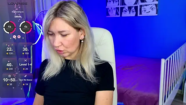 Snapshot of MilaBott chatting on 9, 11, 2025 MilaBott online show from 9, 11, 2025