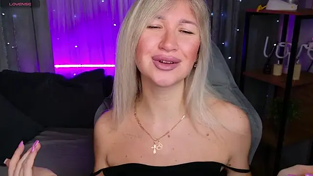 Snapshot of MilaBott chatting on 20, 11, 2025 MilaBott online show from 20, 11, 2025