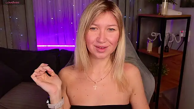 Snapshot of MilaBott chatting on 14, 12, 2025 MilaBott online show from 14, 12, 2025