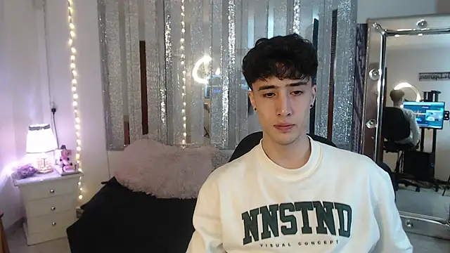 gojo satoru 18 online show from 6, 2, 2025