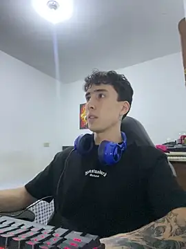 gojo satoru 18 online show from 1, 2, 2026