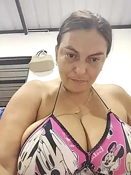 Horny-Mommy-Dirty online show from 9, 9, 2025