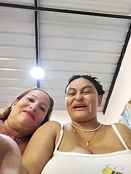 Horny-Mommy-Dirty online show from 19, 4, 2026