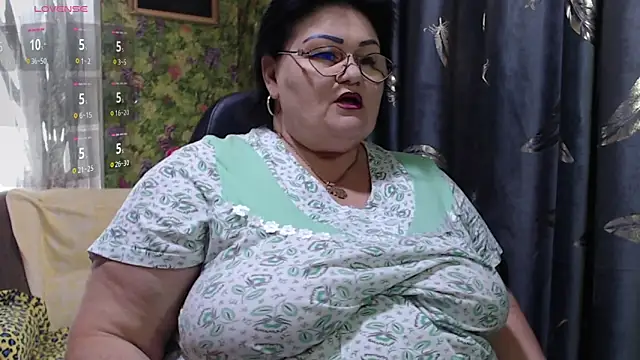 Snapshot of Goddess57 chatting on 15, 9, 2025 Goddess57 online show from 15, 9, 2025