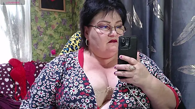 Snapshot of Goddess57 chatting on 10, 10, 2025 Goddess57 online show from 10, 10, 2025