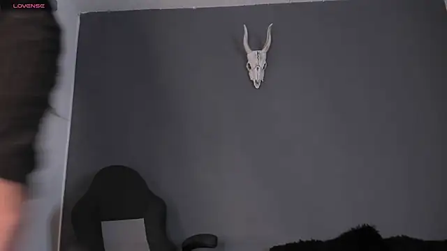 Snapshot of Aliz01 chatting on 1, 2, 2025 Aliz01 online show from 1, 2, 2025