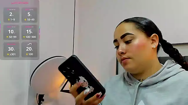 Ayla martinez online show from 11, 10, 2025