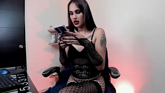 saeko karine online show from 12, 3, 2025