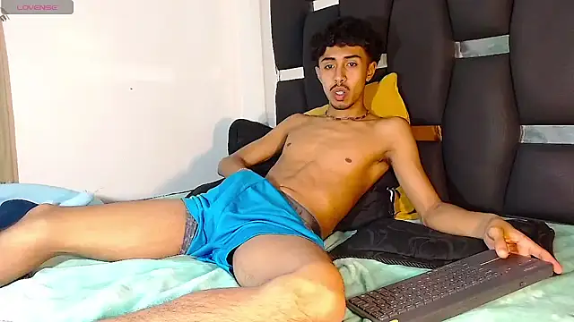 Snapshot of RyanRizzo chatting on 11, 2, 2025 RyanRizzo online show from 11, 2, 2025