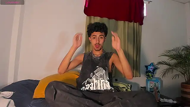 Snapshot of RyanRizzo chatting on 3, 3, 2025 RyanRizzo online show from 3, 3, 2025